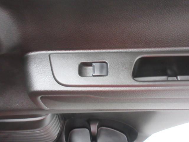 ハスラー タフワイルド　４ＷＤ　衝突軽減Ｂ　ＡＣＣ　オートライト　プッシュスタート　シートヒーター　オートエアコン　禁煙車　スズキセーフティーサポート　アイドリングストップ　横滑り防止機能　衝突安全ボディ　盗難防止システム（30枚目）