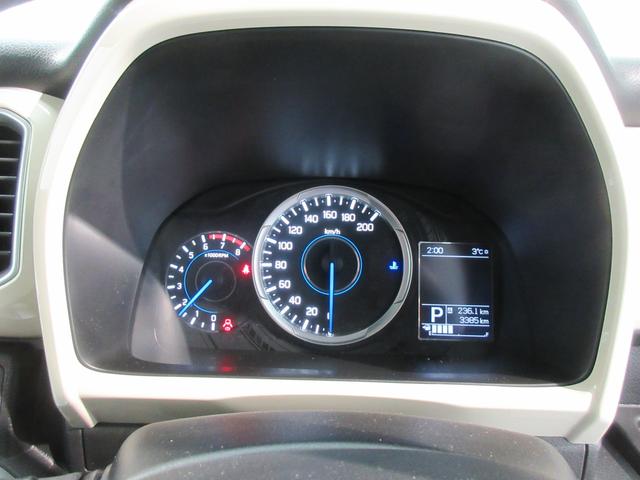 クロスビー ＨＹＢＲＩＤ　ＭＸ　４ＷＤ　衝突被害軽減Ｂ　オートライト　プッシュスタート　オートエアコン　横滑り防止機能　衝突安全ボディ　盗難防止システム（9枚目）