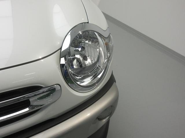 クロスビー ＨＹＢＲＩＤ　ＭＸ　４ＷＤ　衝突被害軽減Ｂ　オートライト　プッシュスタート　オートエアコン　横滑り防止機能　衝突安全ボディ　盗難防止システム（19枚目）