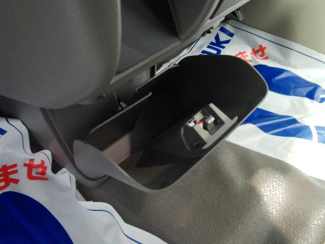 エブリイ ＰＡ　ＰＴ４ＷＤ　衝突軽減　両側スライドドア　オートライト　横滑り防止機能　衝突安全ボディ　盗難防止システム（38枚目）