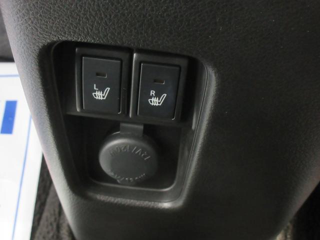 ハスラー ＨＹＢＲＩＤ　Ｘ　４ＷＤ　全方位カメラ付８インチナビＴＶ　マット　バイザー付　プッシュスタート　オートライト　オートエアコン　アイドリングストップ　衝突軽減（17枚目）