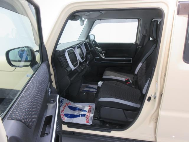 ハスラー ＨＹＢＲＩＤ　Ｘ　４ＷＤ　全方位カメラ付８インチナビＴＶ　マット　バイザー付　プッシュスタート　オートライト　オートエアコン　アイドリングストップ　衝突軽減（49枚目）