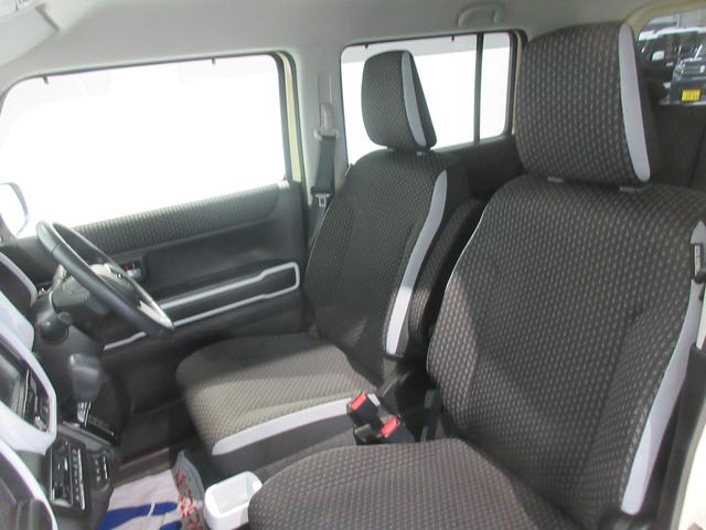 ハスラー ＨＹＢＲＩＤ　Ｘ　４ＷＤ　全方位カメラ付８インチナビＴＶ　マット　バイザー付　プッシュスタート　オートライト　オートエアコン　アイドリングストップ　衝突軽減（50枚目）