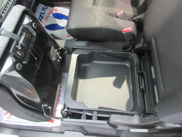 ワゴンＲ ＦＸ　４ＷＤ　衝突被害軽減Ｂ　オートライト　シートヒーター　プッシュスタート　オートエアコン　横滑り防止機能　衝突安全ボディ　盗難防止システム（19枚目）