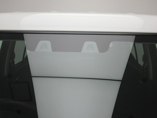 クロスビー ＨＹＢＲＩＤ　ＭＺ　４ＷＤ　衝突軽減　シートヒーター　ＬＥＤ　オートライト　プッシュスタート　オートエアコン　アイドリングストップ　横滑り防止機能　衝突安全ボディ　盗難防止システム（6枚目）