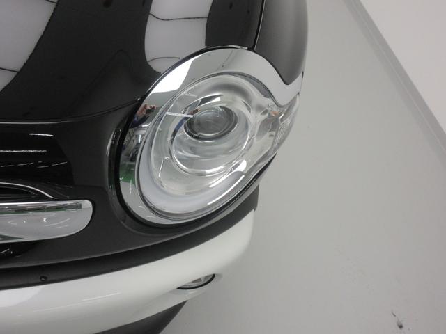 クロスビー ＨＹＢＲＩＤ　ＭＺ　４ＷＤ　衝突軽減　シートヒーター　ＬＥＤ　オートライト　プッシュスタート　オートエアコン　アイドリングストップ　横滑り防止機能　衝突安全ボディ　盗難防止システム（15枚目）