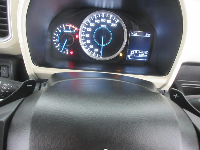 クロスビー ＨＹＢＲＩＤ　ＭＺ　４ＷＤ　衝突軽減　シートヒーター　ＬＥＤ　オートライト　プッシュスタート　オートエアコン　アイドリングストップ　横滑り防止機能　衝突安全ボディ　盗難防止システム（42枚目）