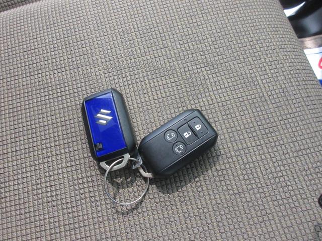 スペーシアギア マイスタイル　４ＷＤ　衝突軽減　両側電動スライドドア　ＬＥＤ　オートライト　プッシュスタート　シートヒーター　オートエアコン　アイドリングストップ　横滑り防止機能　衝突安全ボディ　盗難防止システム（32枚目）