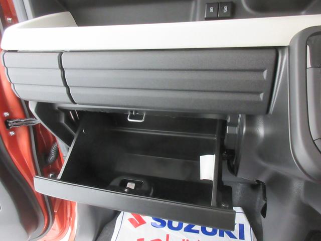 スペーシア ＨＹＢＲＩＤ　Ｘ　４ＷＤ　純正ナビ　全方位カメラ　衝突軽減　純正ナビ　シートヒーター　オートエアコン　プッシュスタート　バックカメラ　横滑り防止機能　アイドリングストップ　衝突安全ボディ　衝突被害軽減システム　スズキセーフティーサポート（20枚目）