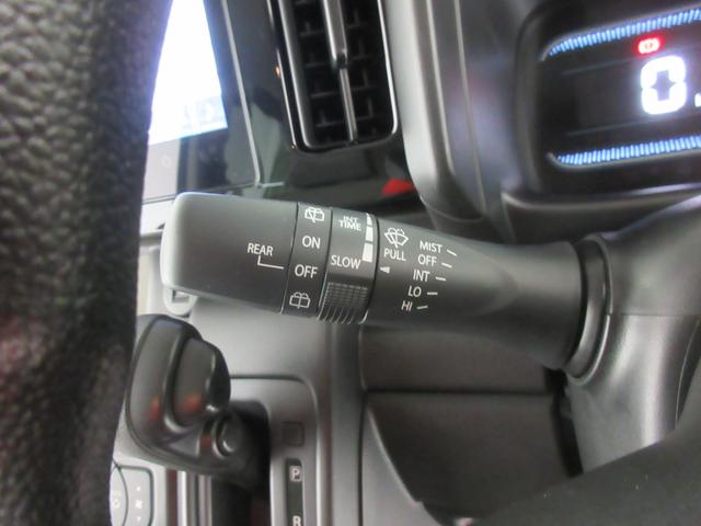 スペーシア ＨＹＢＲＩＤ　Ｘ　４ＷＤ　純正ナビ　全方位カメラ　衝突軽減　純正ナビ　シートヒーター　オートエアコン　プッシュスタート　バックカメラ　横滑り防止機能　アイドリングストップ　衝突安全ボディ　衝突被害軽減システム　スズキセーフティーサポート（25枚目）