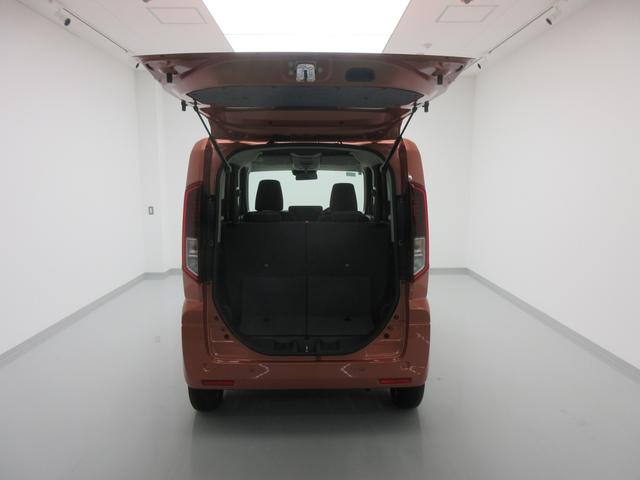 スペーシア ＨＹＢＲＩＤ　Ｘ　４ＷＤ　純正ナビ　全方位カメラ　衝突軽減　純正ナビ　シートヒーター　オートエアコン　プッシュスタート　バックカメラ　横滑り防止機能　アイドリングストップ　衝突安全ボディ　衝突被害軽減システム　スズキセーフティーサポート（30枚目）