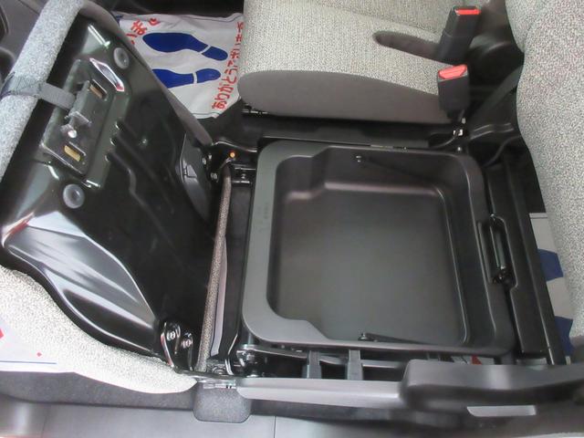 スペーシア ＨＹＢＲＩＤ　Ｘ　４ＷＤ　純正ナビ　全方位カメラ　衝突軽減　純正ナビ　シートヒーター　オートエアコン　プッシュスタート　バックカメラ　横滑り防止機能　アイドリングストップ　衝突安全ボディ　衝突被害軽減システム　スズキセーフティーサポート（36枚目）