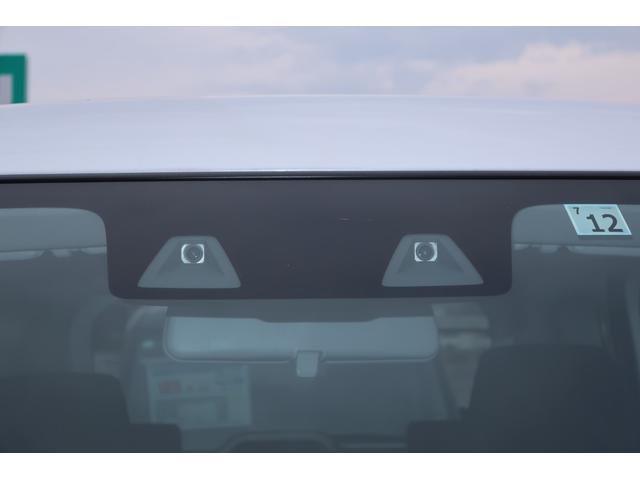 ソリオバンディット バンディット　ＨＹＢＲＩＤ　ＳＶ　後席両側電動スライドドア　衝突被害軽減システム　リヤパーキングセンサー　オートライト　ハイビームアシスト　アダプティブクルーズコントロール　シートヒーター　フルオートエアコン　プッシュスタート（8枚目）