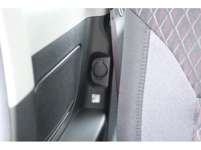ソリオバンディット バンディット　ＨＹＢＲＩＤ　ＳＶ　後席両側電動スライドドア　衝突被害軽減システム　リヤパーキングセンサー　オートライト　ハイビームアシスト　アダプティブクルーズコントロール　シートヒーター　フルオートエアコン　プッシュスタート（26枚目）