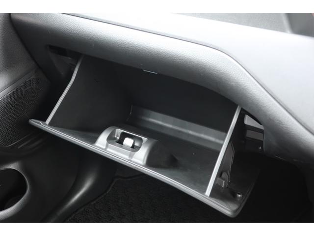 ソリオバンディット バンディット　ＨＹＢＲＩＤ　ＳＶ　後席両側電動スライドドア　衝突被害軽減システム　リヤパーキングセンサー　オートライト　ハイビームアシスト　アダプティブクルーズコントロール　シートヒーター　フルオートエアコン　プッシュスタート（35枚目）