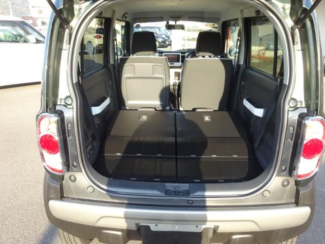 ��ȃV�[�g�w����������ׂđO�ɓ|���Ƒ傫�ȉו����ς݂��߂܂��B�t���b�g�ɂȂ�̂ŉו��̐ς݉��낵���X���[�Y��