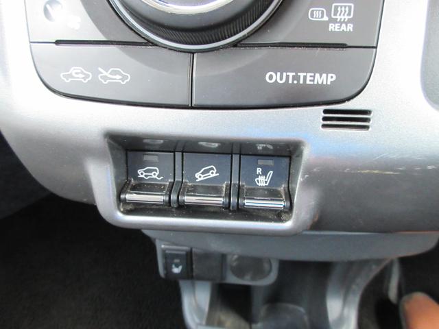 �X�Y�L�F�蒆�ÎԂɂ͎ԗ���Ԃ��ڂ����L�ڂ����\���f�����Ă���܂��B