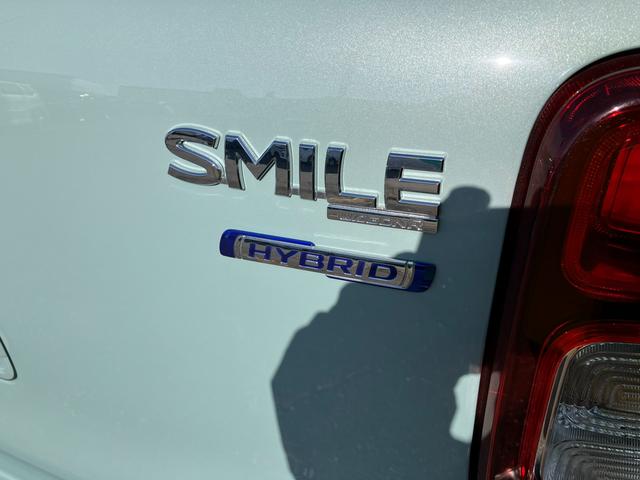 ワゴンＲスマイル ＨＹＢＲＩＤ　Ｓ　３型　両側スライドドア　衝突被害軽減Ｂ　４ＷＤ　両側スライドドア　左側電動　衝突被害軽減ブレーキ　電動パーキング　リヤパーキングセンサー　運転席と助手席のシートヒーター　ステアリングオーディオスイッチ　アダプティブクルーズコントロール（43枚目）