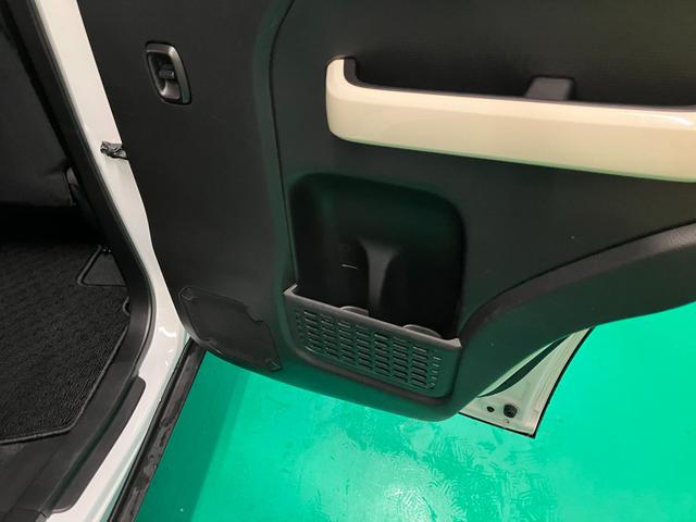 �X�Y�L�F�蒆�ÎԂɂ͎ԗ���Ԃ��ڂ����L�ڂ����\���f�����Ă���܂��B