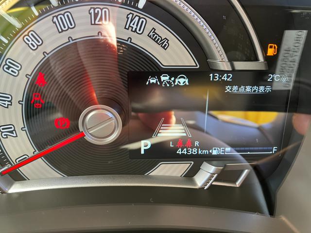 ワゴンＲスマイル ＨＹＢＲＩＤ　Ｓ　３型　全方位カメラ付き９インチナビ　２ＷＤ　デュアルセンサーブレーキサポートＩＩ　全方位カメラ付き９インチナビ　左側電動スライドドア　アダプティブクルーズコントロール　リヤパーキングセンサー　運転席のシートヒーター（3枚目）