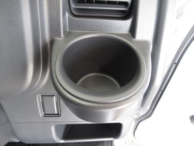 スーパーキャリイ スーパーキャリイ　Ｘ　４ＷＤ／４ＡＴ　エアコン　パワステ　パワーウインドー　キーレス　電動格納式リモコンドアミラー　オートライト　衝突被害軽減システム　アイドリングストップ　横滑り防止機能　衝突安全ボディ（19枚目）