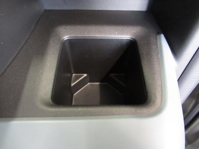 スペーシアベース ＸＦ　アダプティブクルーズコントロール　全方位モニター用カメラパッケージ　オートライト　プッシュスタート　シートヒーター　オートエアコン　アイドリングストップ　横滑り防止機能　衝突安全ボディ　盗難防止システム（24枚目）