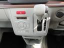 エアコンもシンプルまとめてあります!またお車によってさまざまな快適装備がついてますよ!細部までこだわりの構造となっております。収納スペースもきちんと確保しています!これ意外と重要なんですよね!