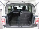 今のお車はあなた様のスタイルに順応できるよう作られていますよ!あなたのスタイルにピッタリのポジションを見つけてください!最近のお車はスペアタイヤがついてないお車も!その分収納スペース等も増えてますよ〜