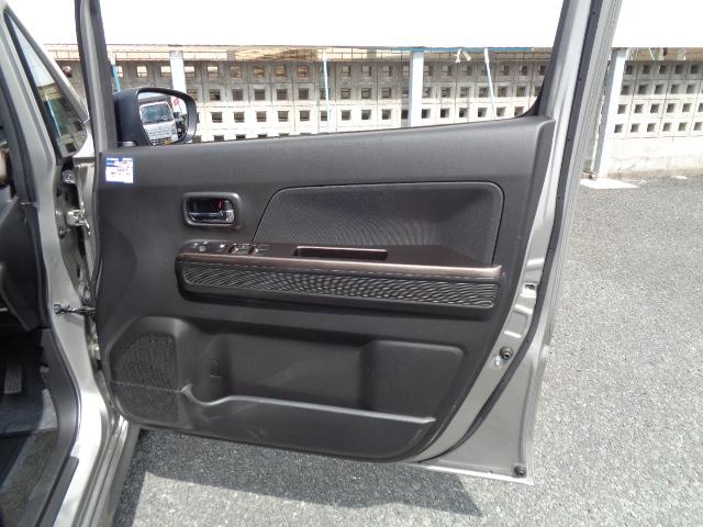 ワゴンRカスタムZ カスタムZ HYBRID ZX 4型の中古車 ワゴンRカスタムZ カスタムZ HYBRID ZX 4型の中古車