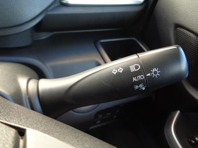 ソリオ HYBRID MX ナビ バックカメラ バックカメラ オートライト Bluetooth 片側電動スライドドア 純正ナビ プッシュスタート シートヒーター オートエアコン スズキセーフティーサポート 衝突被害軽減システム 横滑り防止機能(29枚目)