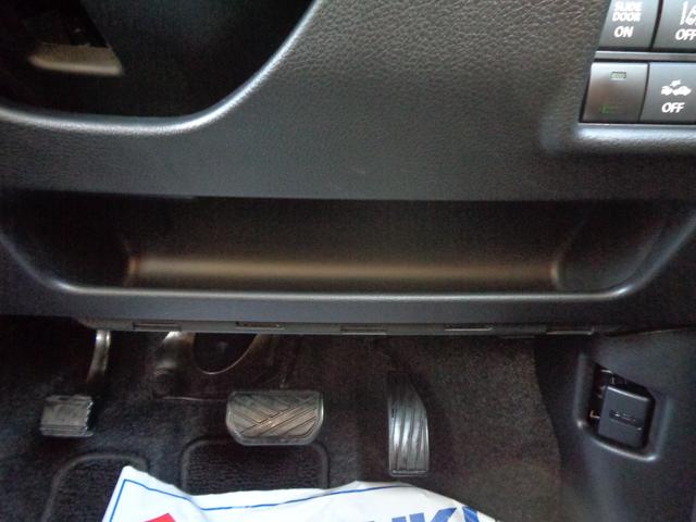 ソリオ HYBRID MX ナビ バックカメラ バックカメラ オートライト Bluetooth 片側電動スライドドア 純正ナビ プッシュスタート シートヒーター オートエアコン スズキセーフティーサポート 衝突被害軽減システム 横滑り防止機能(33枚目)