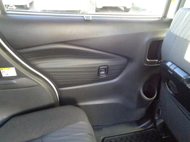 ソリオ HYBRID MX ナビ バックカメラ バックカメラ オートライト Bluetooth 片側電動スライドドア 純正ナビ プッシュスタート シートヒーター オートエアコン スズキセーフティーサポート 衝突被害軽減システム 横滑り防止機能(45枚目)