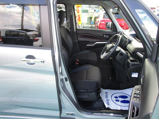 ソリオバンディット バンディット HYBRID MV 全方位カメラ・ナビ ETC ドライブレコーダー バックカメラ オートライト Bluetooth スライドドア 純正ナビ プッシュスタート シートヒーター オートエアコン ETC スズキセーフティーサポート アイドリングストップ(13枚目)