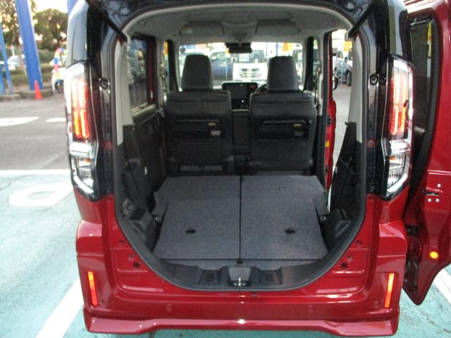 スペーシアカスタム カスタム HYBRID XS衝突軽減ブレーキ シートヒーター オートライト スライドドア プッシュスタート シートヒーター オートエアコン スズキセーフティーサポート アイドリングストップ 横滑り防止機能 衝突安全ボディ 盗難防止システム(38枚目)