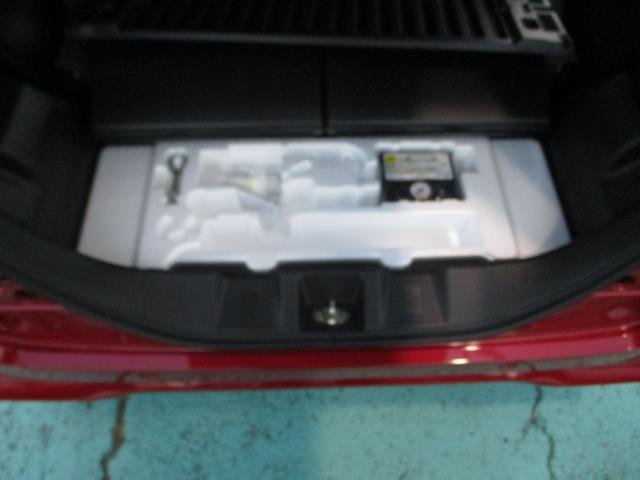 スペーシアカスタム カスタム HYBRID XS衝突軽減ブレーキ シートヒーター オートライト スライドドア プッシュスタート シートヒーター オートエアコン スズキセーフティーサポート アイドリングストップ 横滑り防止機能 衝突安全ボディ 盗難防止システム(39枚目)