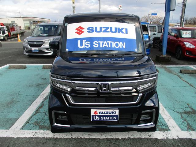 Ｎ－ＢＯＸカスタム カスタムＥＸ　衝突軽減ブレーキ　ナビ・バックカメラ　ＥＴＣ　バックカメラ　オートライト　Ｂｌｕｅｔｏｏｔｈ　スライドドア　プッシュスタート　オートエアコン　ＥＴＣ　衝突被害軽減システム　アイドリングストップ　衝突安全ボディ（2枚目）