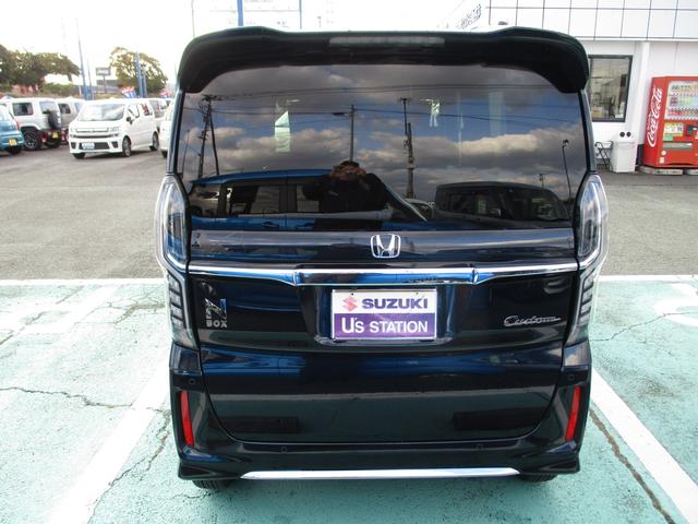 Ｎ－ＢＯＸカスタム カスタムＥＸ　衝突軽減ブレーキ　ナビ・バックカメラ　ＥＴＣ　バックカメラ　オートライト　Ｂｌｕｅｔｏｏｔｈ　スライドドア　プッシュスタート　オートエアコン　ＥＴＣ　衝突被害軽減システム　アイドリングストップ　衝突安全ボディ（3枚目）