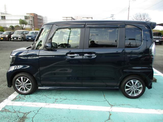 Ｎ－ＢＯＸカスタム カスタムＥＸ　衝突軽減ブレーキ　ナビ・バックカメラ　ＥＴＣ　バックカメラ　オートライト　Ｂｌｕｅｔｏｏｔｈ　スライドドア　プッシュスタート　オートエアコン　ＥＴＣ　衝突被害軽減システム　アイドリングストップ　衝突安全ボディ（5枚目）