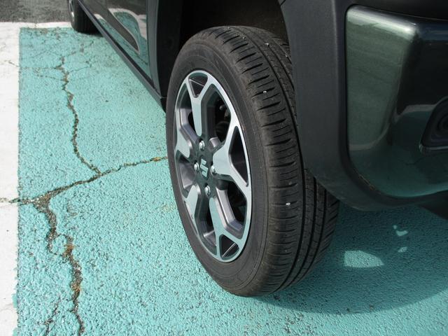 ハスラー ＨＹＢＲＩＤ　Ｘ　３型　４ＷＤ　衝突軽減ブレーキＬＥＤライト　オートライト　プッシュスタート　シートヒーター　オートエアコン　スズキセーフティーサポート　４ＷＤ　アイドリングストップ　横滑り防止機能　衝突安全ボディ　盗難防止システム（20枚目）