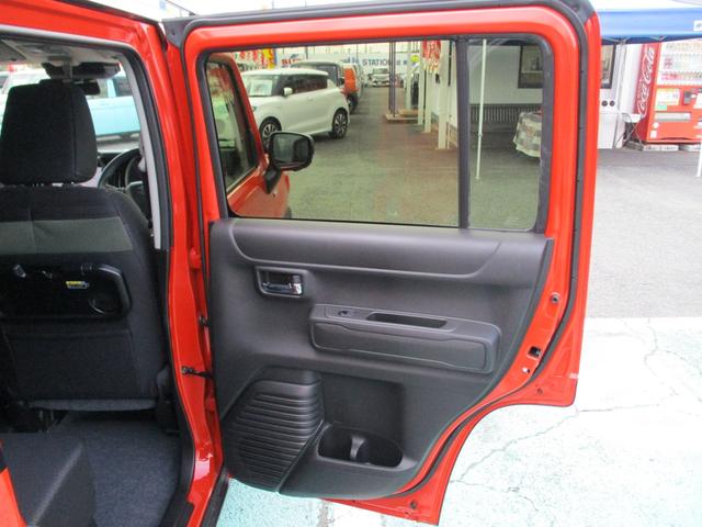 ハスラー タフワイルド　３型　全方位カメラ・ナビ　衝突軽減ブレーキ　バックカメラ　オートライト　Ｂｌｕｅｔｏｏｔｈ　純正ナビ　プッシュスタート　シートヒーター　オートエアコン　スズキセーフティーサポート　アイドリングストップ　横滑り防止機能　衝突安全ボディ（35枚目）