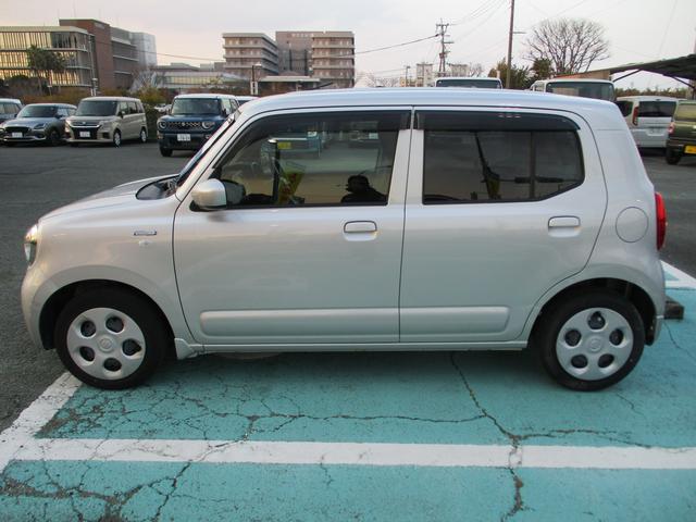 アルト ＨＹＢＲＩＤ　Ｓ　ディスプレイオーディオ　バックカメラ　バックカメラ　オートライト　シートヒーター　スズキセーフティーサポート　アイドリングストップ　横滑り防止機能　衝突安全ボディ　盗難防止システム（5枚目）