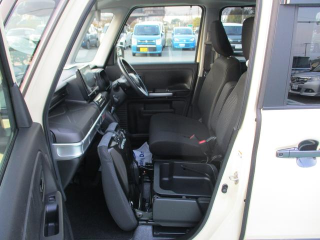 スペーシアギア ギア　ＨＹＢＲＩＤ　ＸＺ　３型　全方位カメラ・ナビ　バックカメラ　オートライト　Ｂｌｕｅｔｏｏｔｈ　スライドドア　純正ナビ　プッシュスタート　シートヒーター　オートエアコン　スズキセーフティーサポート　アイドリングストップ　横滑り防止機能（48枚目）