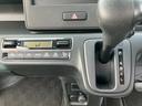 FX 4型 衝突軽減ブレーキ キーレスプッシュスタート オートライト プッシュスタート シートヒーター オートエアコン スズキセーフティーサポート 横滑り防止機能 衝突安全ボディ 盗難防止システム(9枚目)