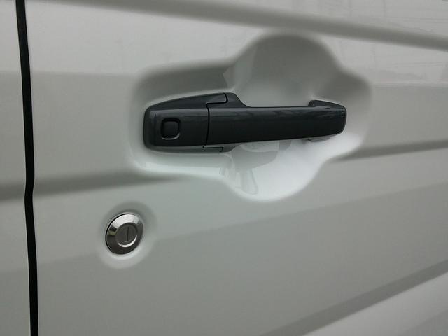 スペーシア ギア HYBRID XZターボ 展示準備中車両です。最寄りの当社の店舗へ回送が出来ます。HYBRID XZターボ 全方位モニター付メモリーナビゲーション スズキコネクト対応通信機装着車 当社試乗車使用 禁煙車 4WD(2枚目)