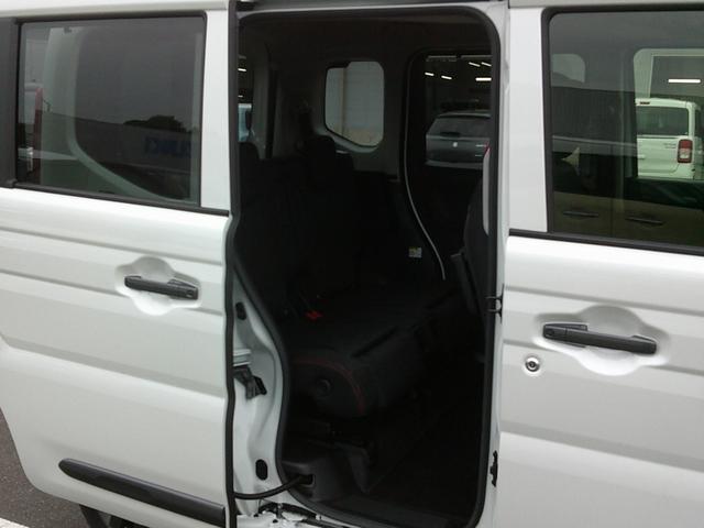 スペーシア ギア HYBRID XZターボ 展示準備中車両です。最寄りの当社の店舗へ回送が出来ます。HYBRID XZターボ 全方位モニター付メモリーナビゲーション スズキコネクト対応通信機装着車 当社試乗車使用 禁煙車 4WD(13枚目)