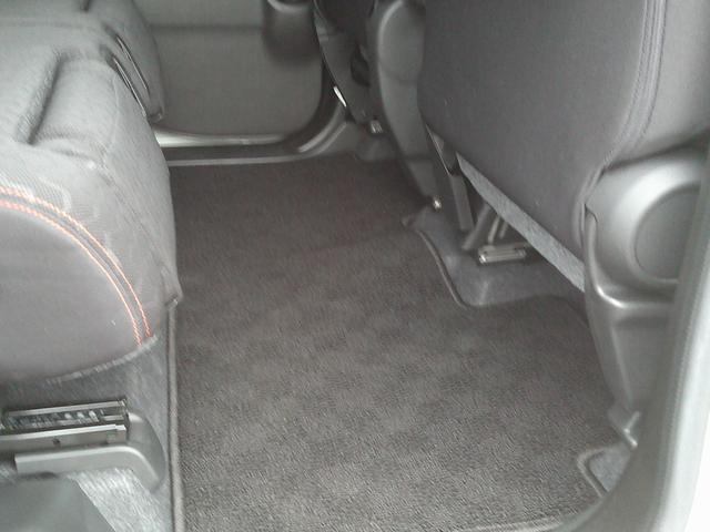 スペーシア ギア HYBRID XZターボ 展示準備中車両です。最寄りの当社の店舗へ回送が出来ます。HYBRID XZターボ 全方位モニター付メモリーナビゲーション スズキコネクト対応通信機装着車 当社試乗車使用 禁煙車 4WD(16枚目)