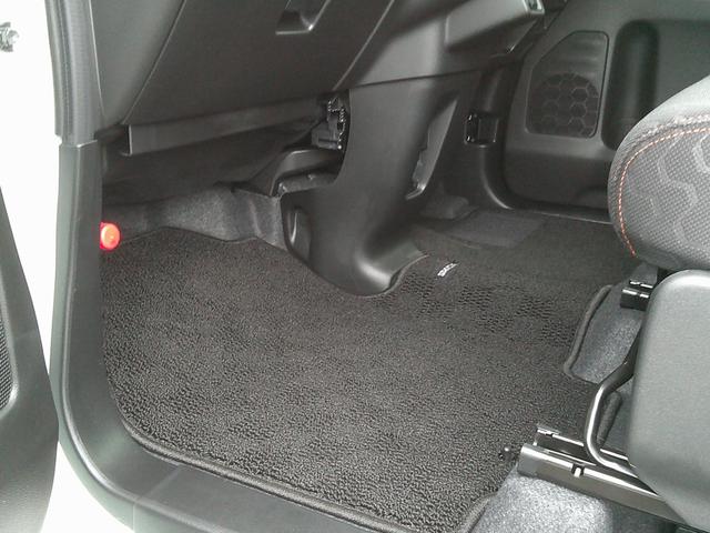 スペーシア ギア HYBRID XZターボ 展示準備中車両です。最寄りの当社の店舗へ回送が出来ます。HYBRID XZターボ 全方位モニター付メモリーナビゲーション スズキコネクト対応通信機装着車 当社試乗車使用 禁煙車 4WD(39枚目)