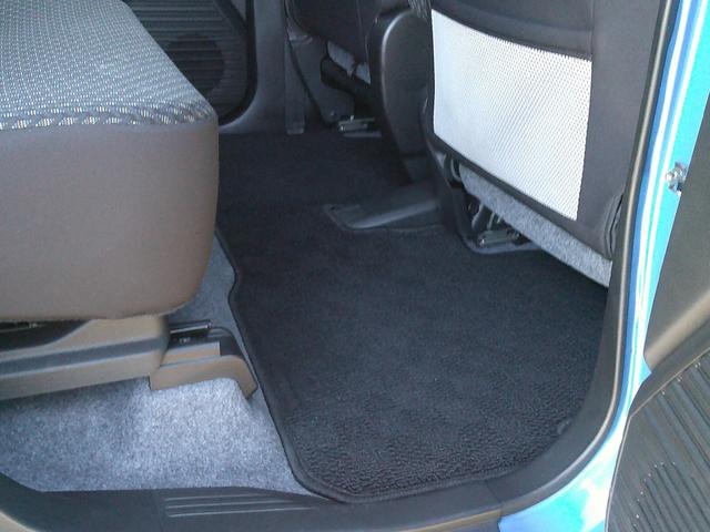 ハスラー HYBRID X 展示準備中車両です。最寄りの当社の店舗へ回送が出来ます。輸送費用のご負担は発生しません。HYBRID X 全方位モニター用カメラパッケージ装着車 純正ナビ ドライブレコーダー 純正ナビ スマートキー(13枚目)