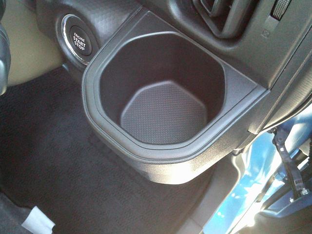 ハスラー HYBRID X 展示準備中車両です。最寄りの当社の店舗へ回送が出来ます。輸送費用のご負担は発生しません。HYBRID X 全方位モニター用カメラパッケージ装着車 純正ナビ ドライブレコーダー 純正ナビ スマートキー(56枚目)