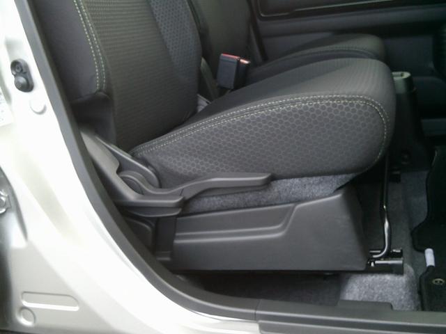 ハスラー タフワイルドターボ 3型 展示準備中車両です。最寄りの当社の店舗へ回送が出来ます。輸送費用のご負担は発生しません。タフワイルドターボ 全方位モニター付メモリーナビゲーション スズキコネクト対応通信機装着車 スマートキー(9枚目)